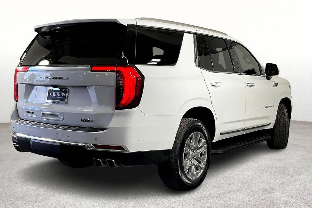 used 2025 GMC Yukon car, priced at $79,877