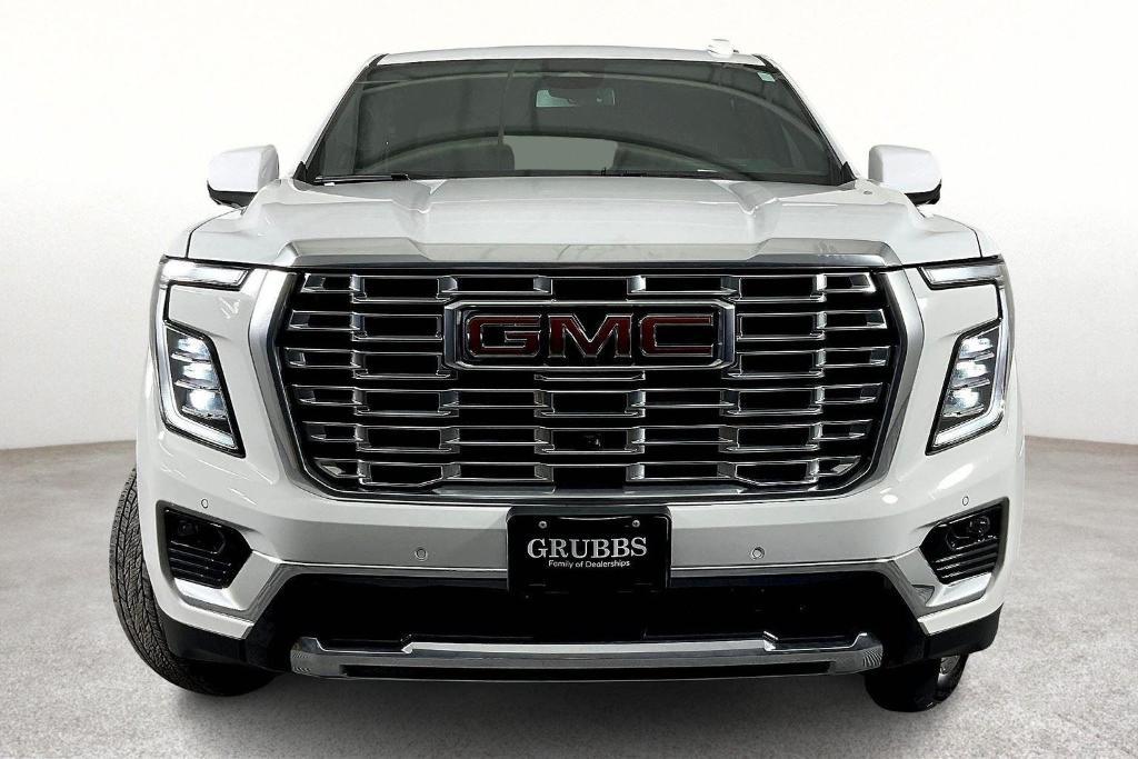 used 2025 GMC Yukon car, priced at $79,877