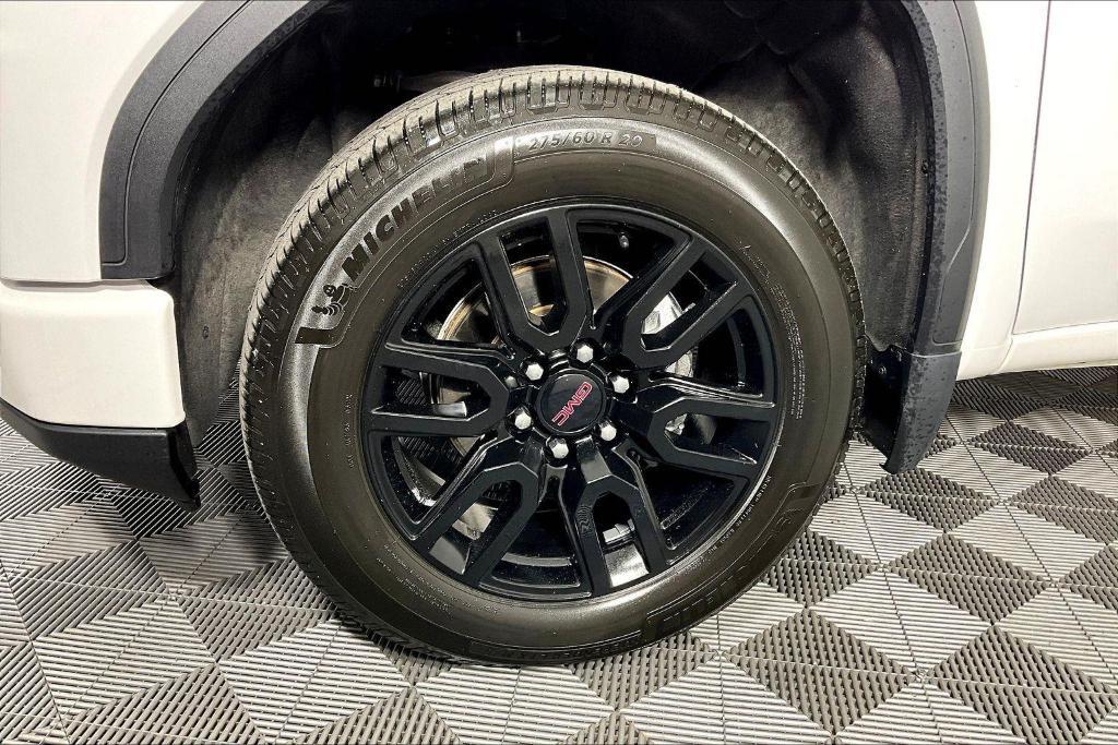 used 2022 GMC Sierra 1500 car, priced at $39,975