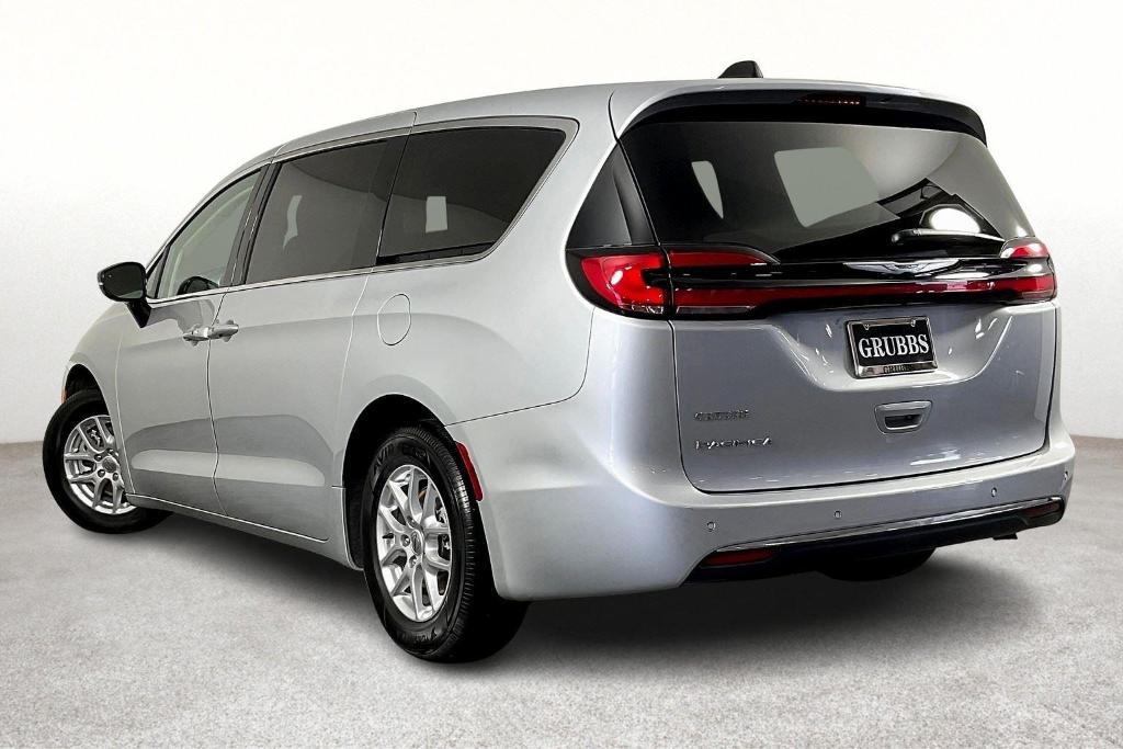 used 2024 Chrysler Pacifica car, priced at $34,735