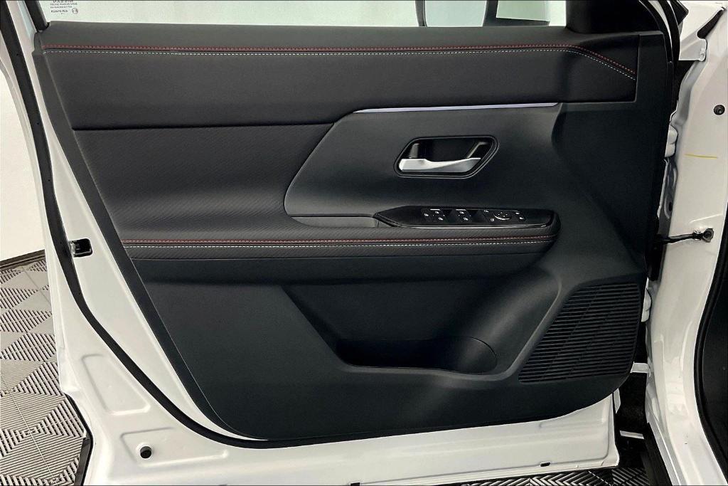 new 2025 Nissan Kicks car, priced at $27,545
