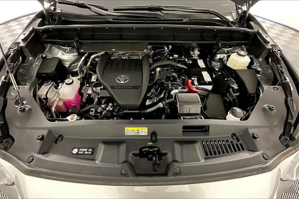 used 2024 Toyota Highlander car, priced at $40,106