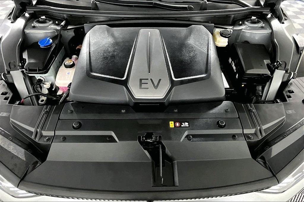 used 2022 Kia EV6 car, priced at $29,221
