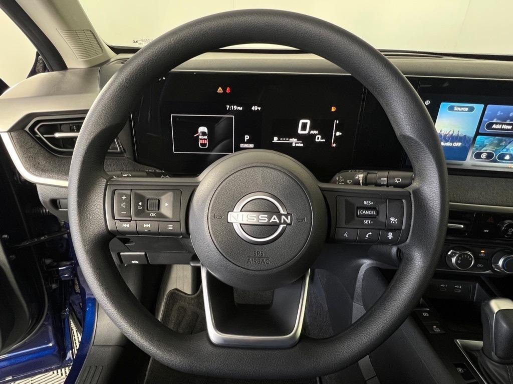 new 2025 Nissan Kicks car, priced at $24,808