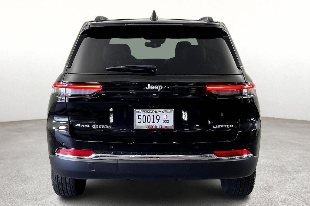 used 2024 Jeep Grand Cherokee car, priced at $40,808