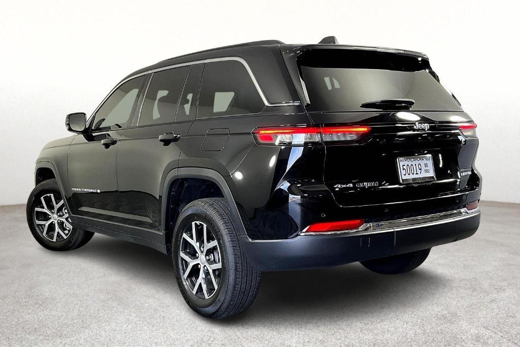 used 2024 Jeep Grand Cherokee car, priced at $40,808