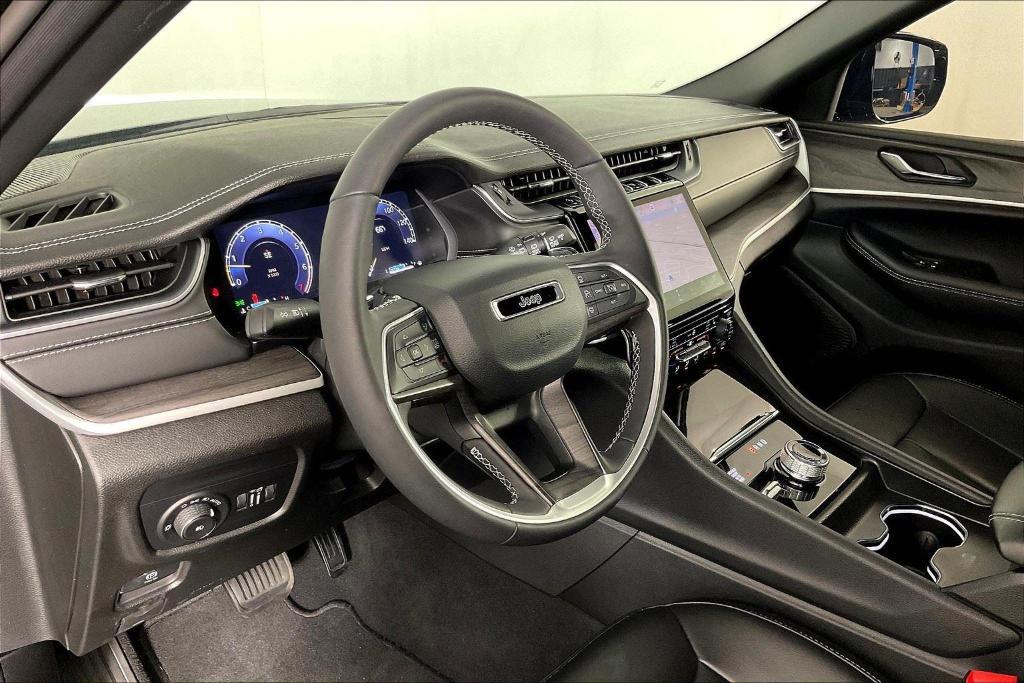 used 2024 Jeep Grand Cherokee car, priced at $40,808