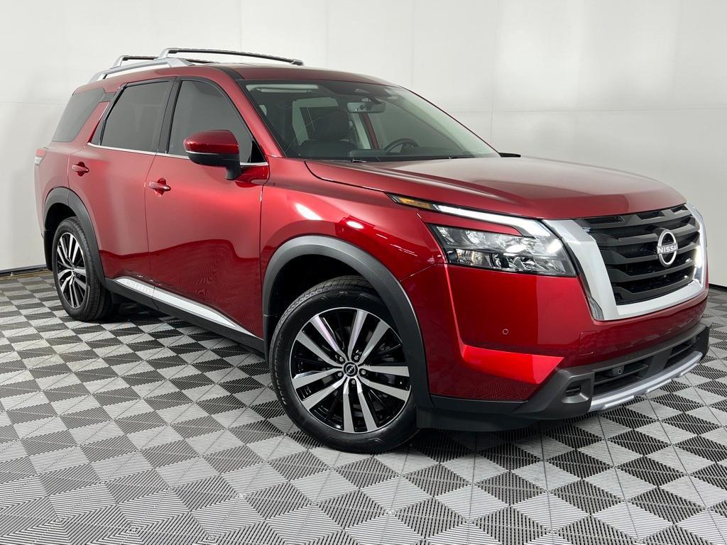 new 2025 Nissan Pathfinder car, priced at $47,500