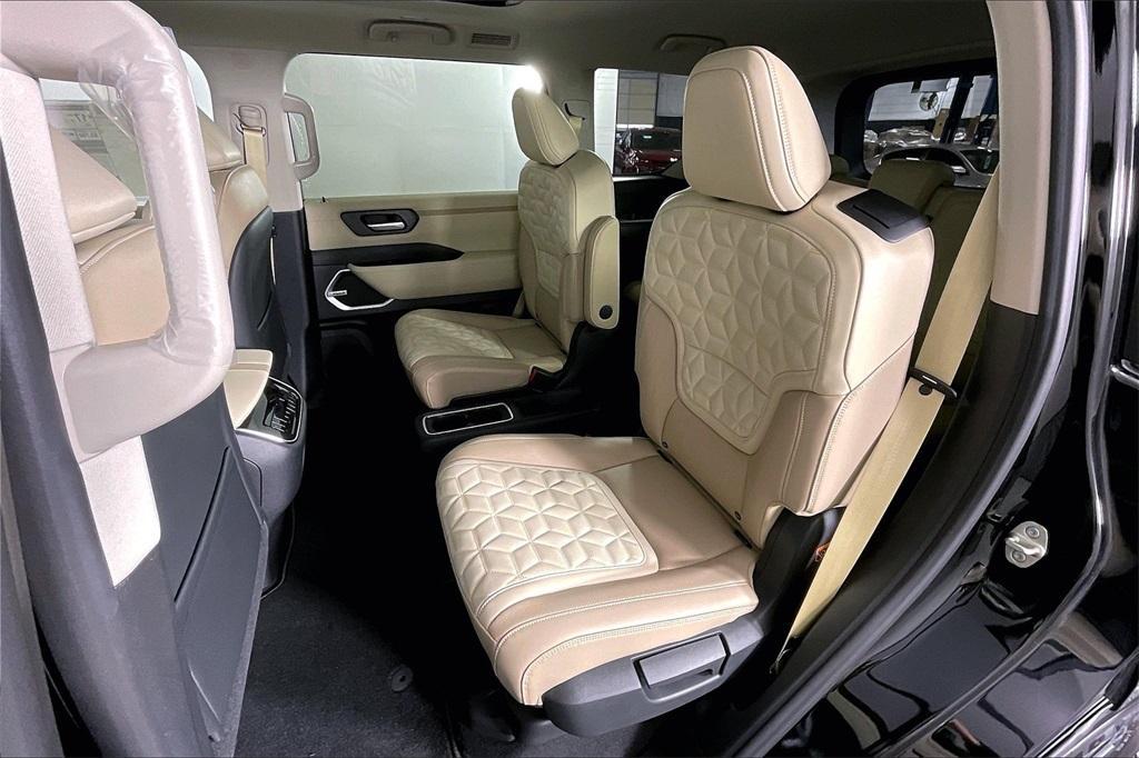 new 2025 Nissan Armada car, priced at $75,091