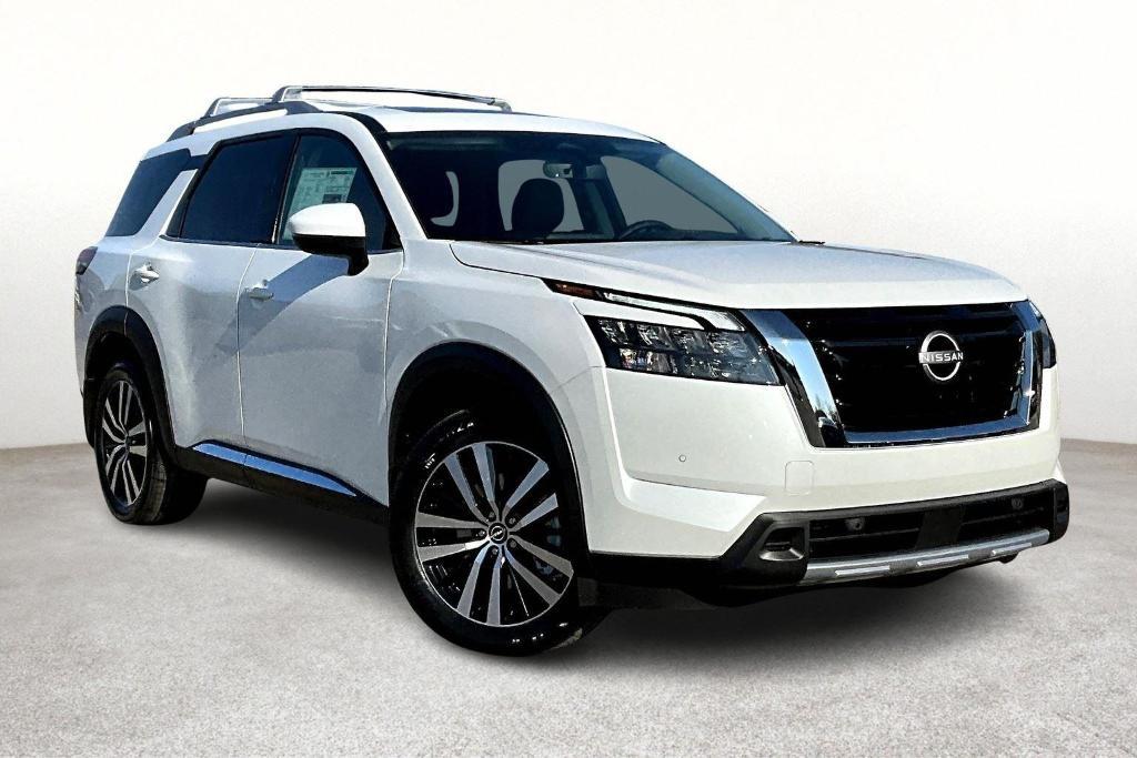 new 2025 Nissan Pathfinder car, priced at $53,995