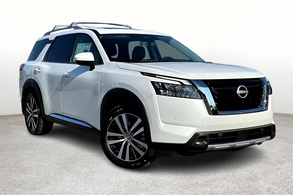 new 2025 Nissan Pathfinder car, priced at $48,200