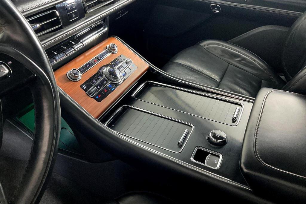 used 2020 Lincoln Aviator car, priced at $31,638