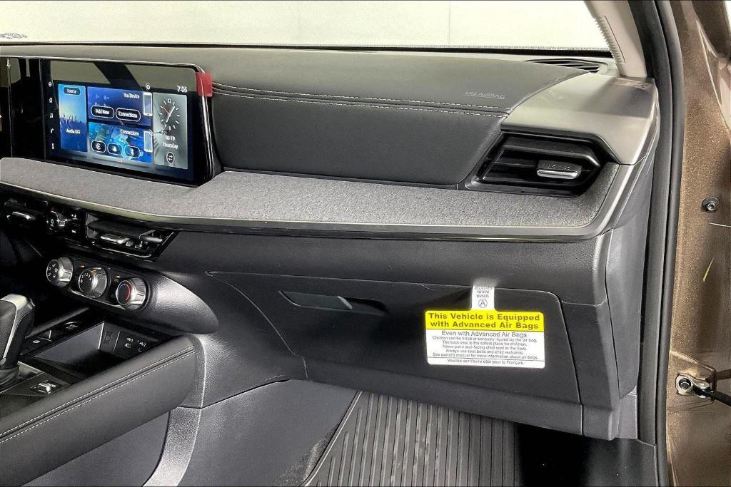 new 2025 Nissan Kicks car, priced at $24,095