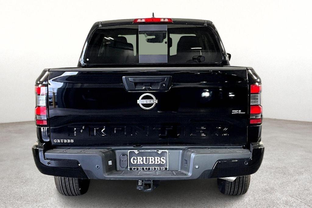 new 2024 Nissan Frontier car