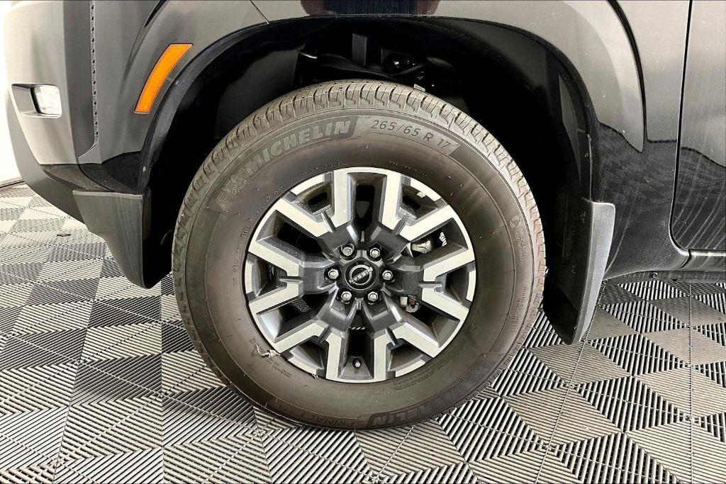 new 2024 Nissan Frontier car