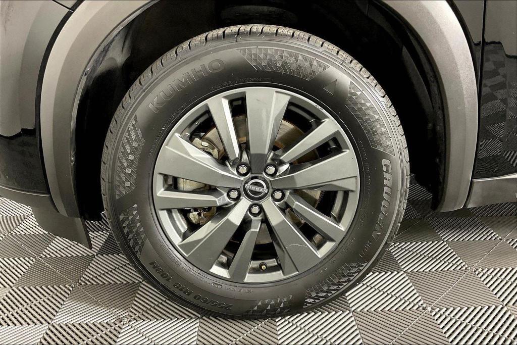 used 2024 Nissan Pathfinder car, priced at $32,300