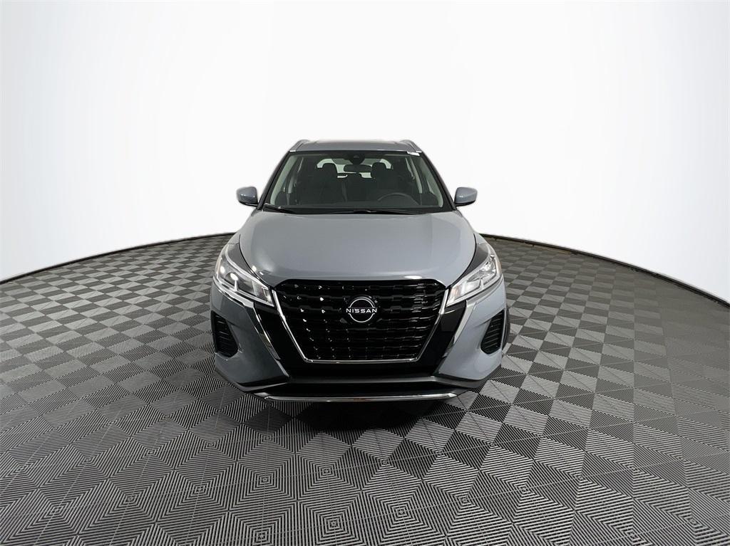 new 2024 Nissan Kicks car, priced at $25,205