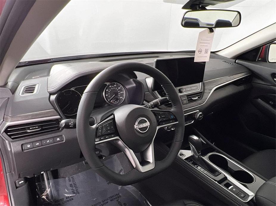 new 2024 Nissan Altima car, priced at $34,024