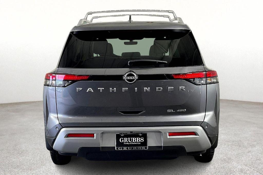 new 2025 Nissan Pathfinder car, priced at $44,225
