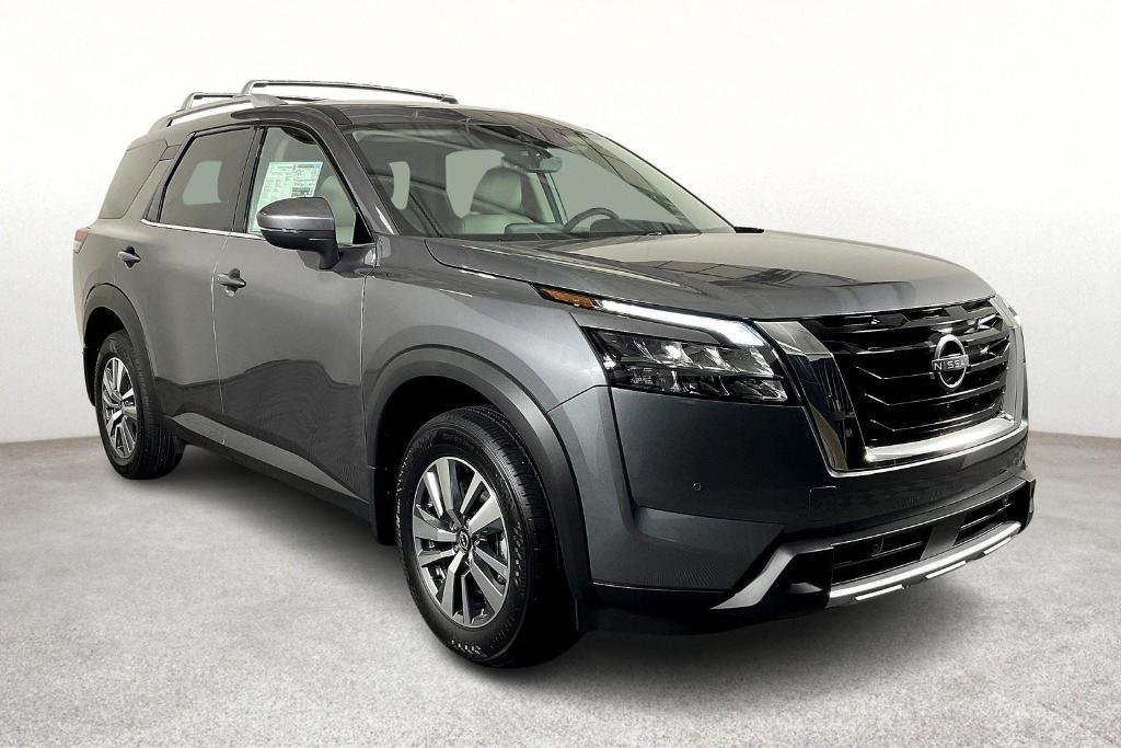 new 2025 Nissan Pathfinder car, priced at $44,225