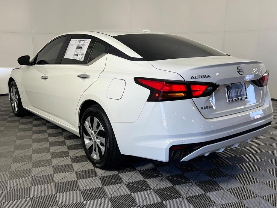 new 2025 Nissan Altima car, priced at $26,552