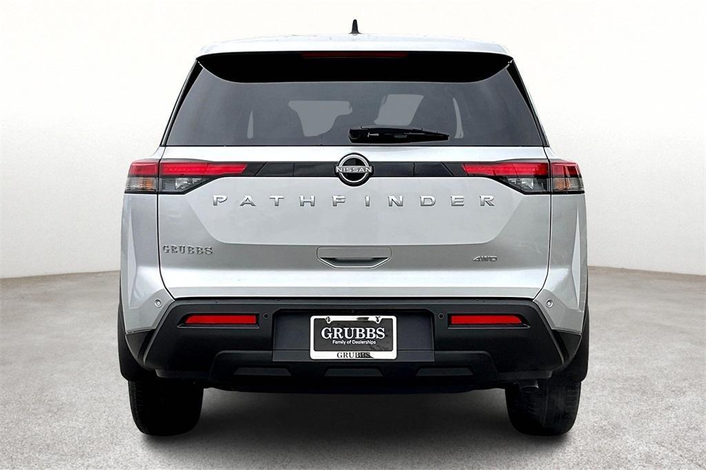 new 2025 Nissan Pathfinder car, priced at $40,450