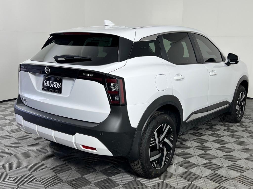 new 2025 Nissan Kicks car