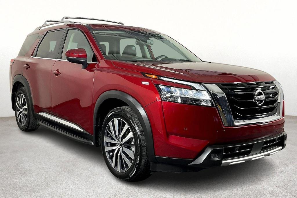 used 2022 Nissan Pathfinder car, priced at $24,977