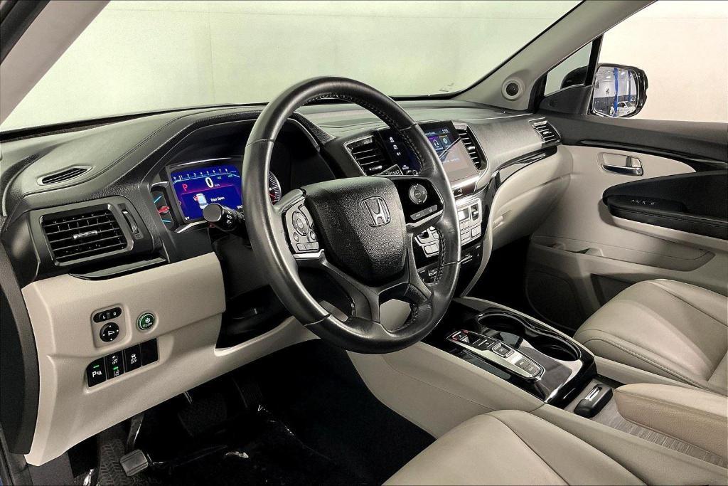 used 2022 Honda Pilot car, priced at $29,858
