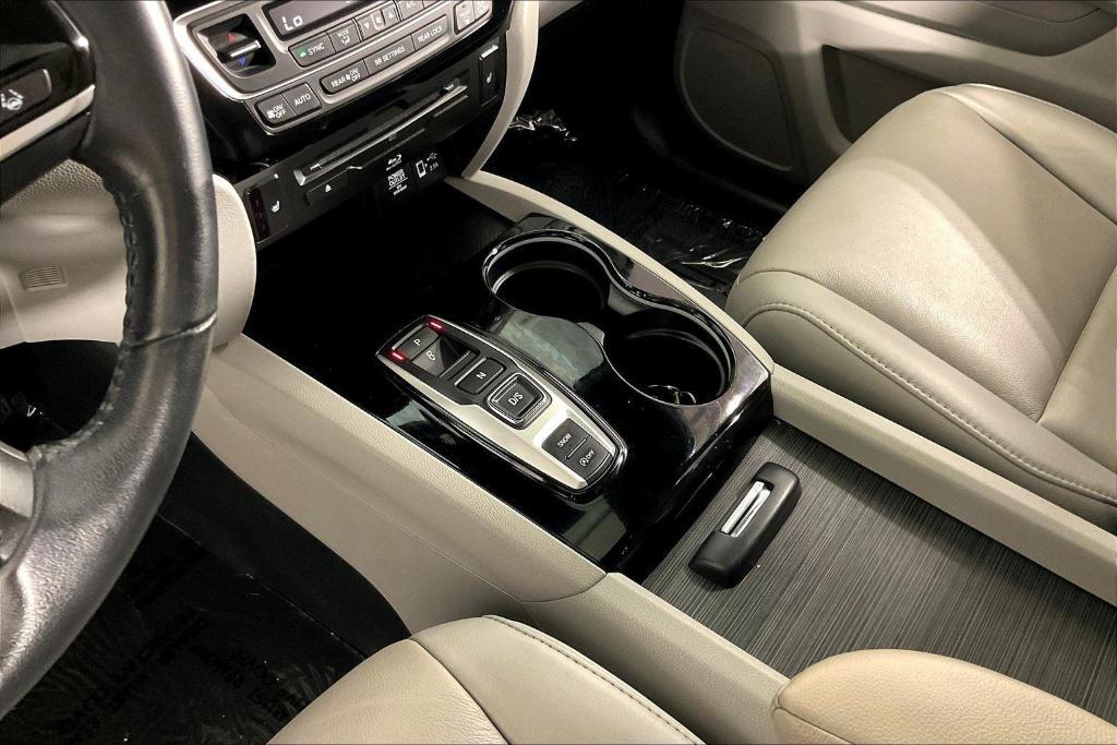 used 2022 Honda Pilot car, priced at $29,858