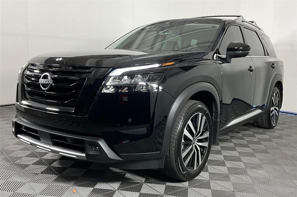 new 2025 Nissan Pathfinder car, priced at $40,616