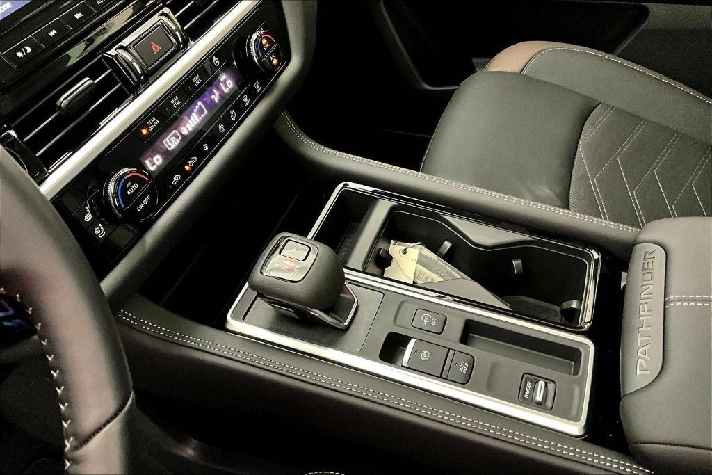 new 2025 Nissan Pathfinder car, priced at $40,616