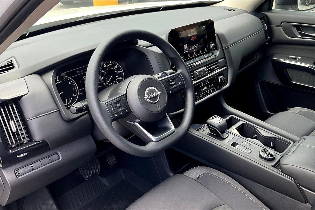 new 2025 Nissan Pathfinder car, priced at $40,450