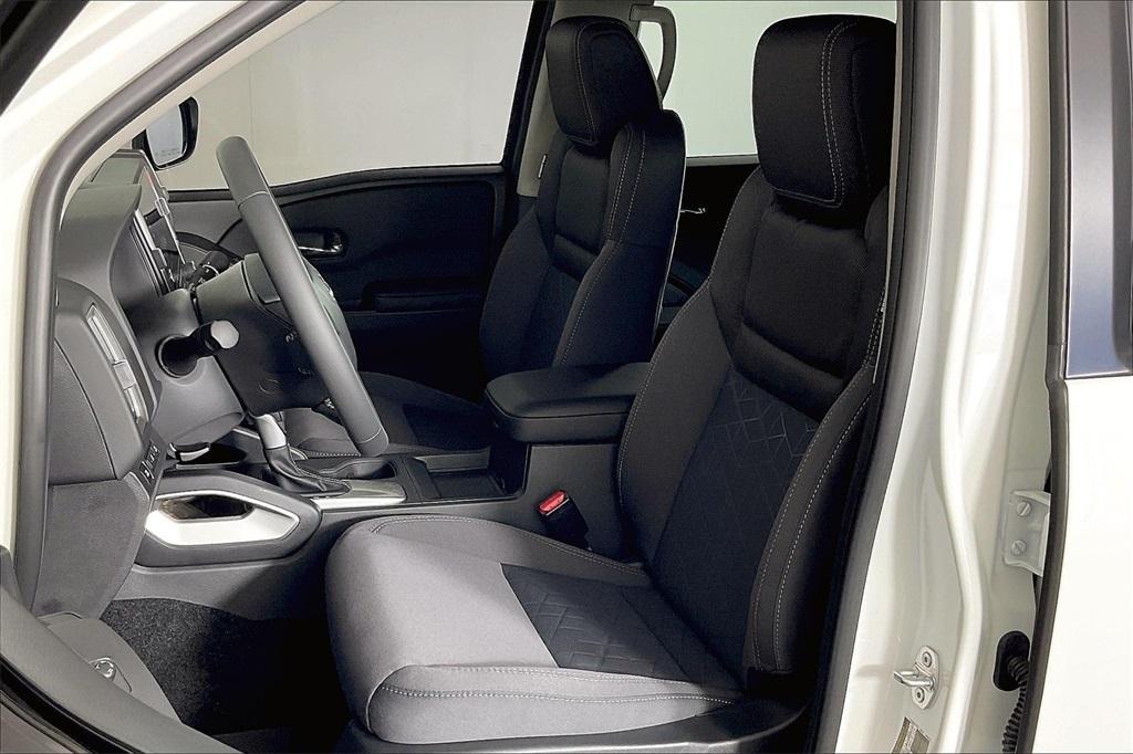 new 2025 Nissan Frontier car, priced at $36,055