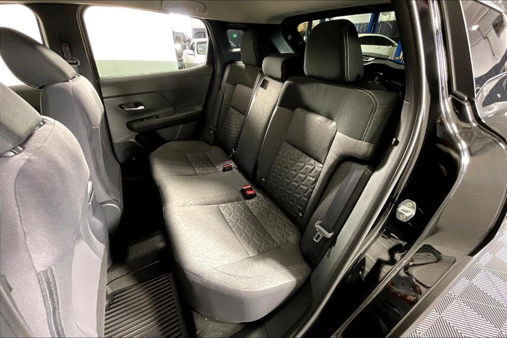 new 2025 Nissan Kicks car, priced at $25,503