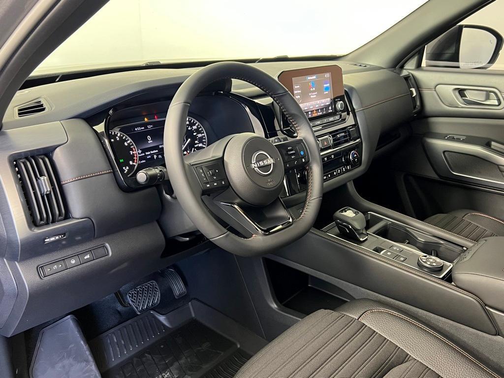 new 2025 Nissan Pathfinder car, priced at $44,712