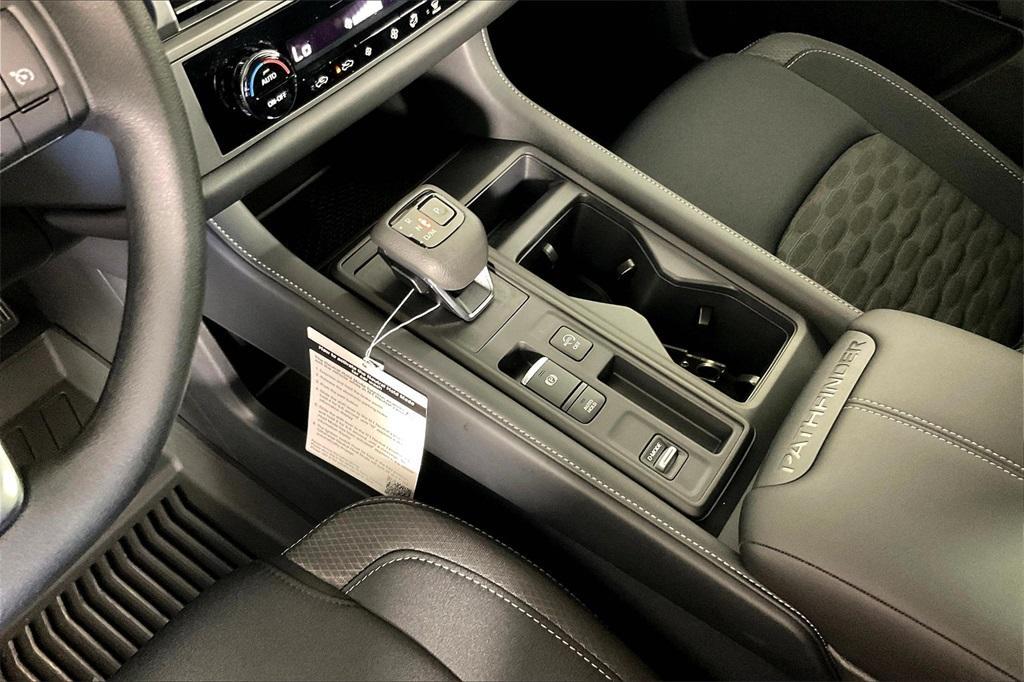 new 2025 Nissan Pathfinder car, priced at $37,865