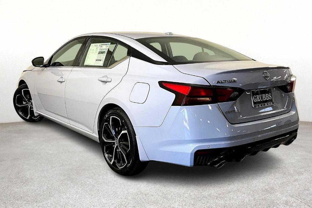 new 2025 Nissan Altima car, priced at $30,748
