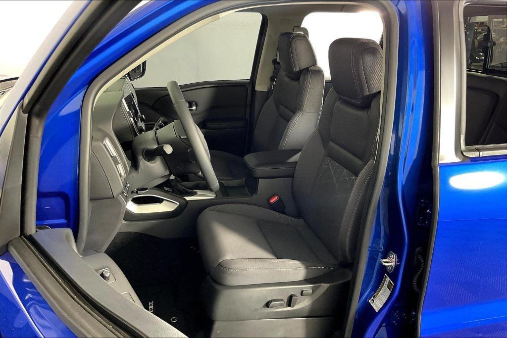 new 2025 Nissan Frontier car, priced at $40,786