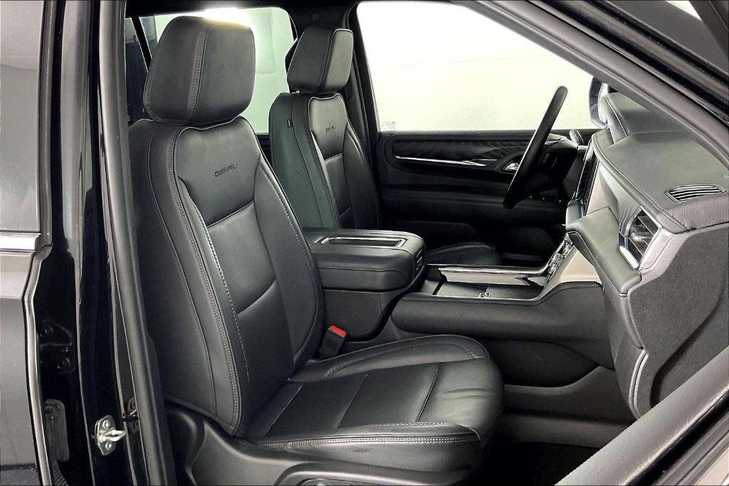 used 2023 GMC Yukon car, priced at $55,634