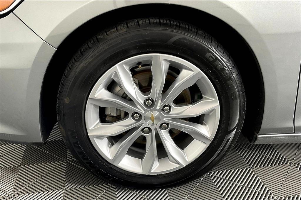 used 2023 Chevrolet Malibu car, priced at $17,900
