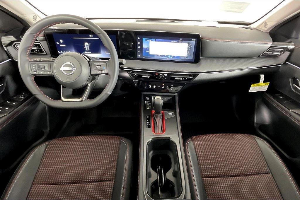 new 2025 Nissan Kicks car, priced at $29,015