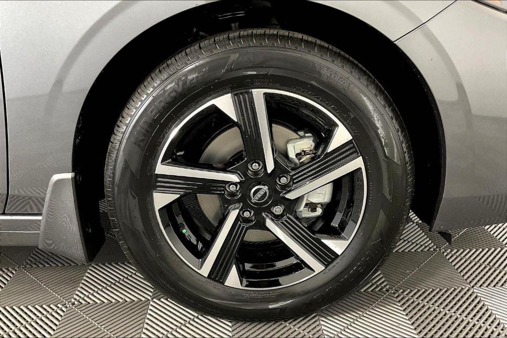 new 2025 Nissan Sentra car, priced at $22,970