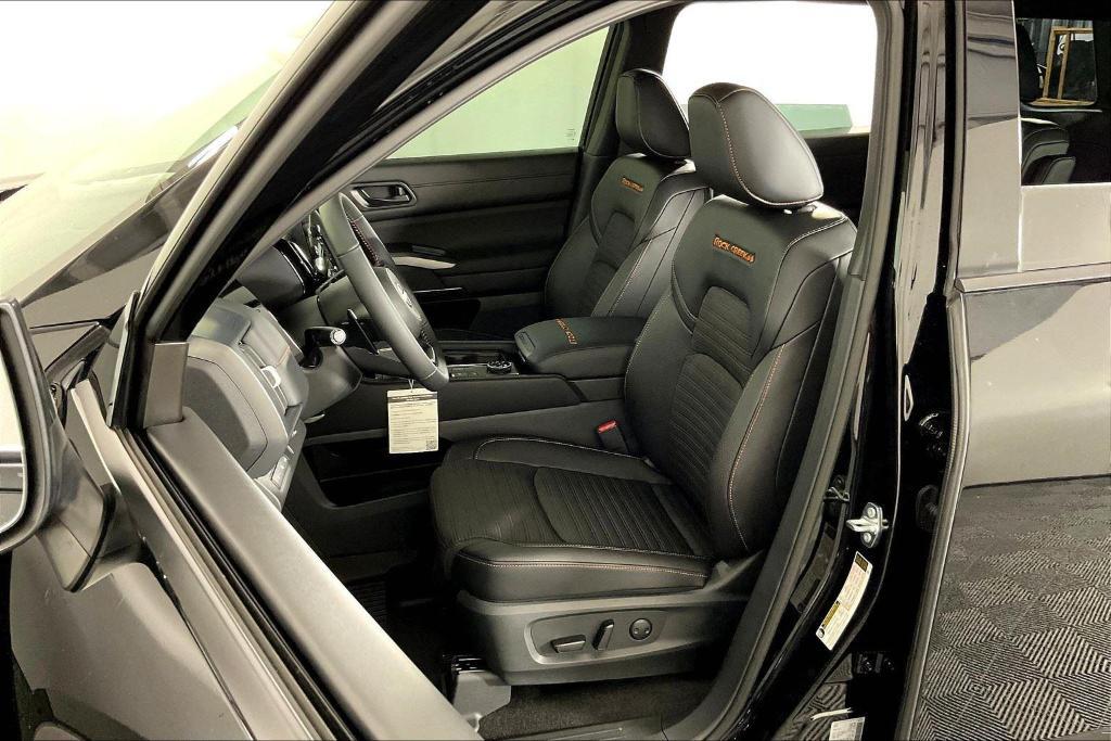 new 2025 Nissan Pathfinder car