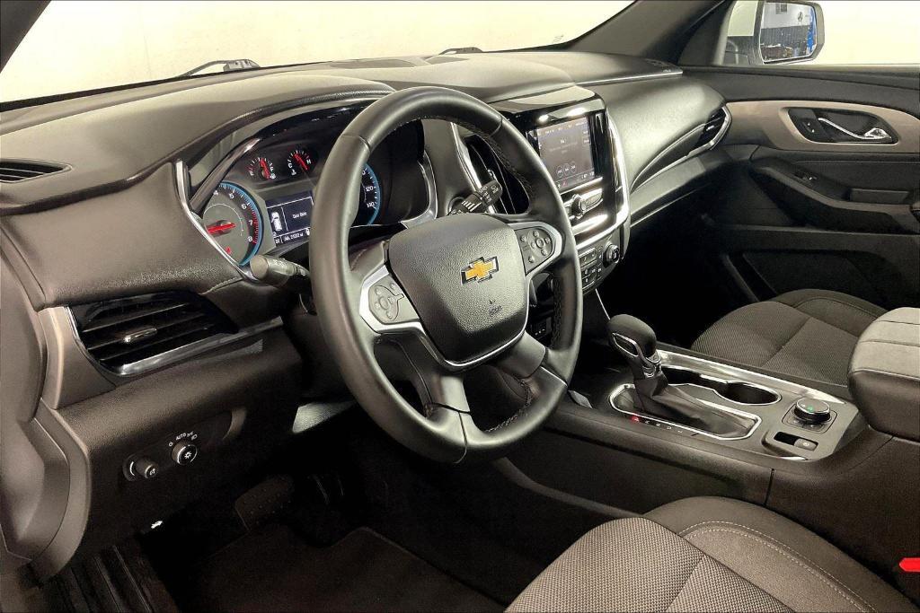 used 2023 Chevrolet Traverse car, priced at $29,677