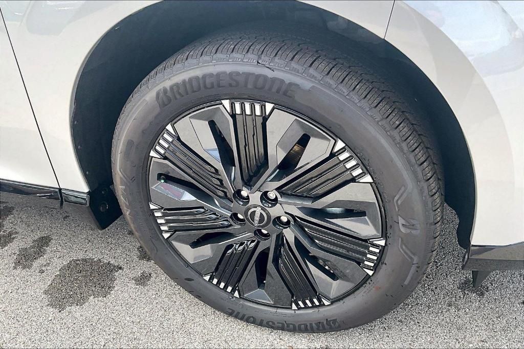 new 2025 Nissan Murano car, priced at $50,016