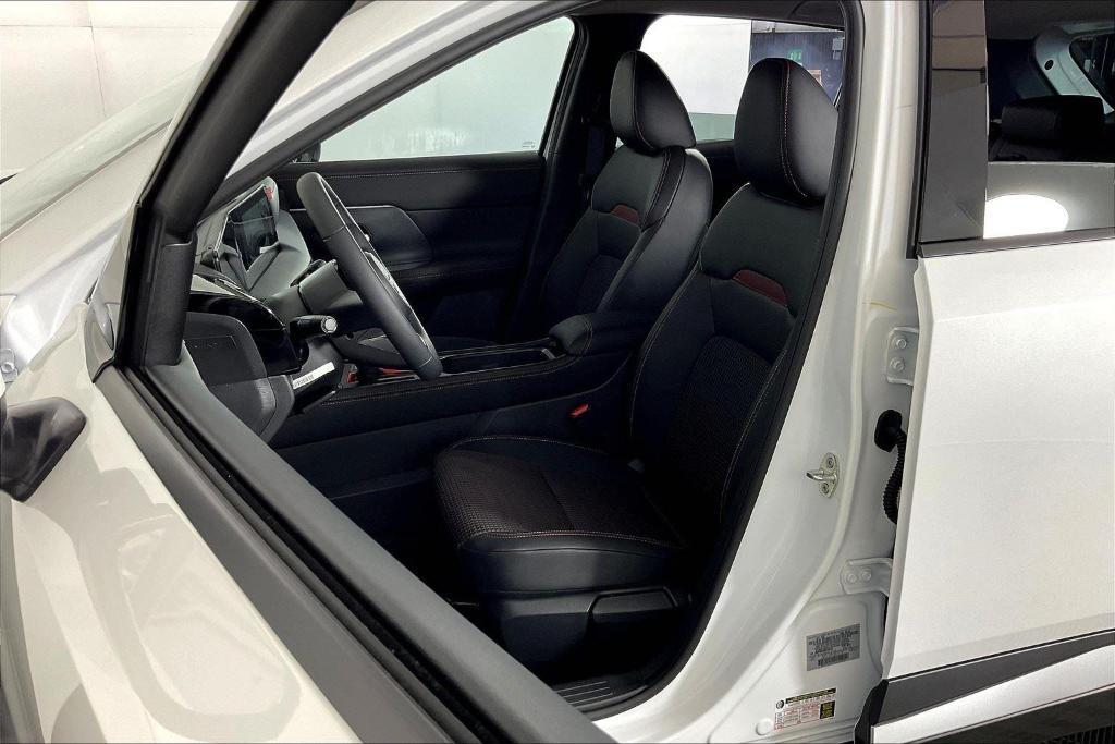 new 2025 Nissan Kicks car, priced at $26,569
