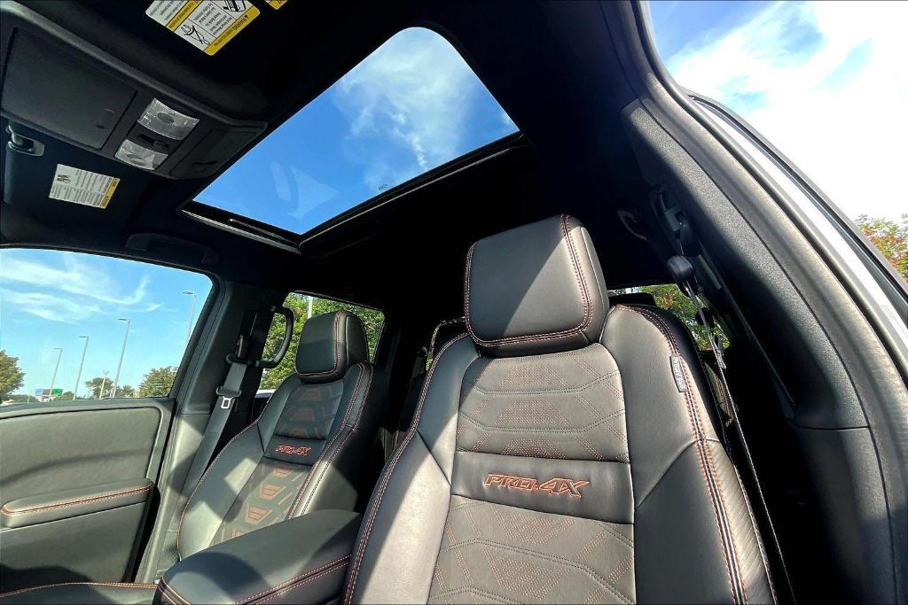 new 2025 Nissan Frontier car, priced at $44,564