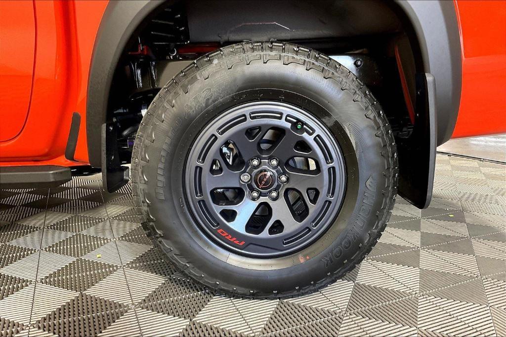 new 2025 Nissan Frontier car, priced at $44,327
