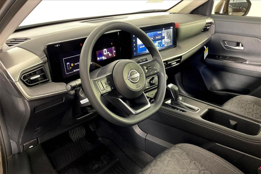 new 2025 Nissan Kicks car, priced at $27,360